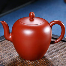 Загрузить изображение в средство просмотра галереи, Yixing Clay / Zisha Tea Pot for Chinese kung / Gong Fu Tea 250ml ( girl shoulders )
